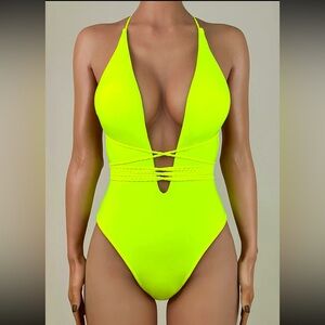 NWOT ONE PIECE PADDED SWIMSUIT IN NEON YELLOW WITH BELT S